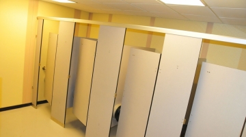 Vách ngăn vệ sinh giá rẻ ngày càng được sử dụng phổ biến Vách ngăn vệ sinh giá rẻ ngày càng được sử dụng phổ biến