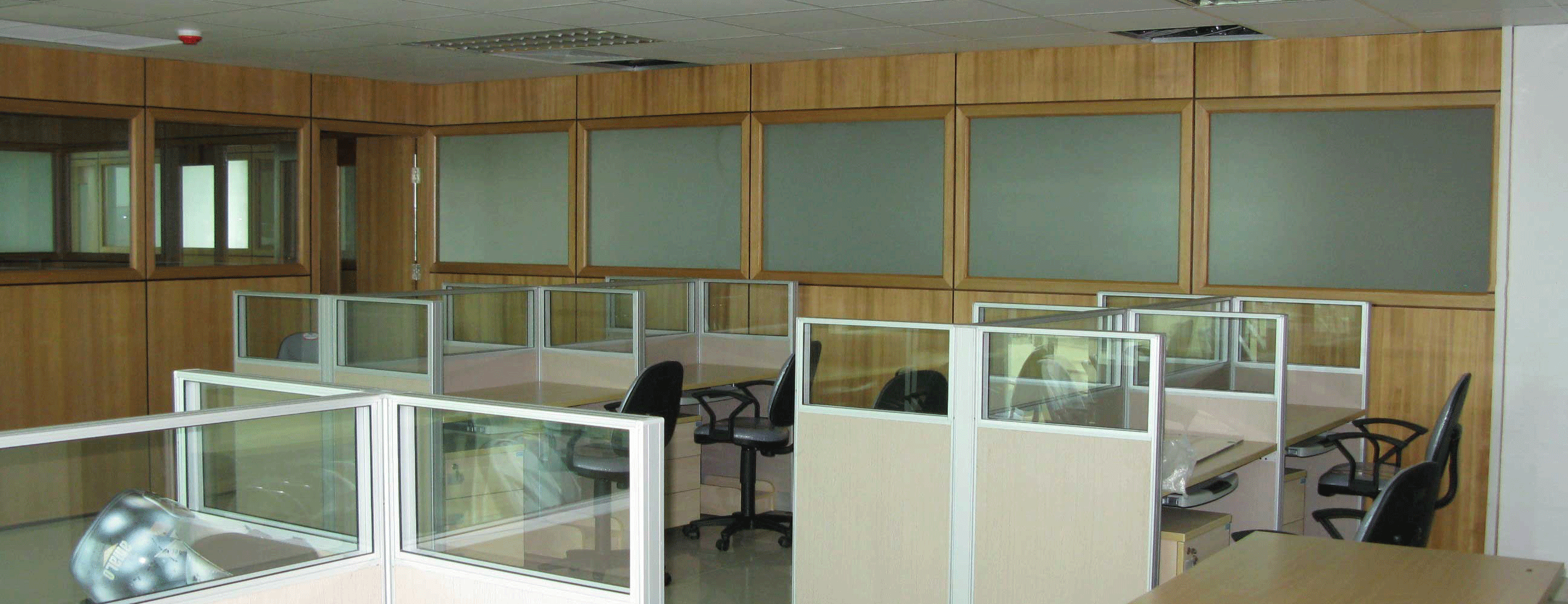 Thiết kế - Thi công LẮP ĐẶT VÁCH NGĂN VĂN PHÒNG Thiết kế - Thi công LẮP ĐẶT VÁCH NGĂN VĂN PHÒNG